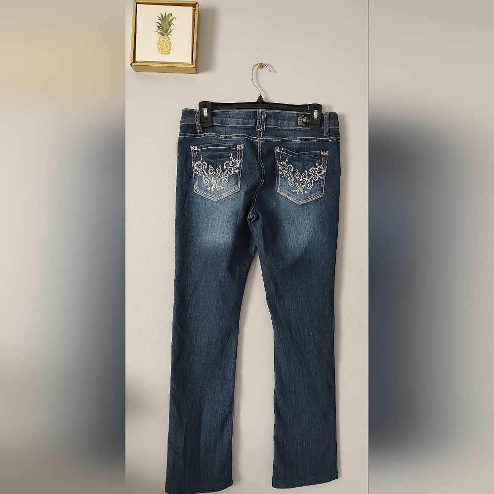 Jeans Women Rewash Embroidery Pockets Blue Strength Size 7   Good Condition
